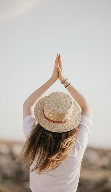 幻兽帕鲁 App 配种计算页面截图，两只帕鲁头像并排显示，下方列出子代结果与概率百分比，界面简洁清晰